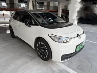 Volkswagen ID.3 2025 купить из Китая, цена 1 695 000 ₽ — Suifenhe Auto