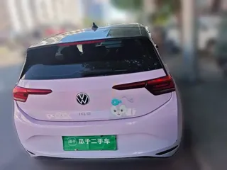 Volkswagen ID.3 2023 купить из Китая, цена 1 748 000 ₽ — Suifenhe Auto