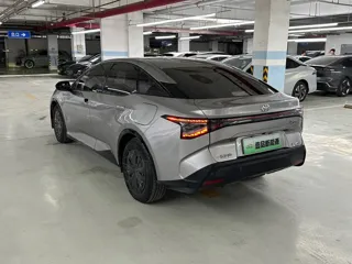 Toyota bZ3 2024 купить из Китая, цена 2 752 000 ₽ — Suifenhe Auto
