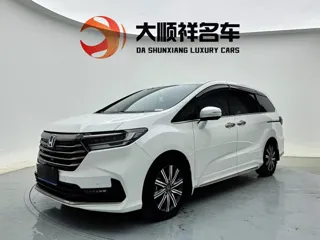 Honda Odyssey 2024 купить из Китая, цена 4 354 000 ₽ — Suifenhe Auto
