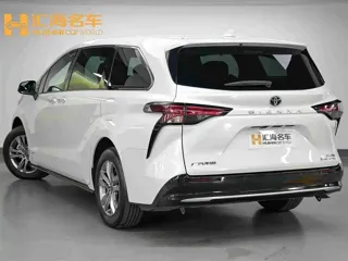 Toyota SIENNA 2025 купить из Китая, цена 8 313 000 ₽ — Suifenhe Auto