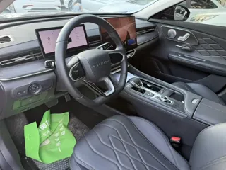 Chery Arrizo 8 PRO 2025 купить из Китая, цена 3 178 000 ₽ — Suifenhe Auto
