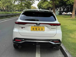 Toyota Venza 2024 купить из Китая, цена 4 150 000 ₽ — Suifenhe Auto