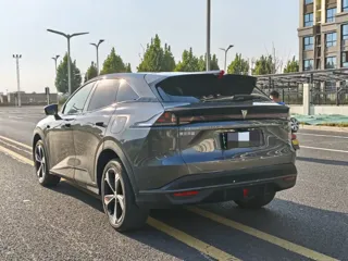 Deepal S07 2025 купить из Китая, цена 3 372 000 ₽ — Suifenhe Auto