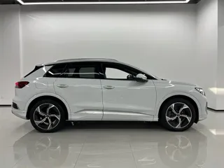 Audi Q4 e-tron 2023 купить из Китая, цена 4 276 000 ₽ — Suifenhe Auto