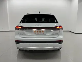Audi Q4 e-tron 2023 купить из Китая, цена 4 276 000 ₽ — Suifenhe Auto