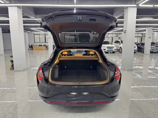 XPeng MONA M03 2025 купить из Китая, цена 3 205 000 ₽ — Suifenhe Auto