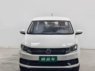 Volkswagen Santana 2020 купить из Китая, цена 1 042 000 ₽ — Suifenhe Auto