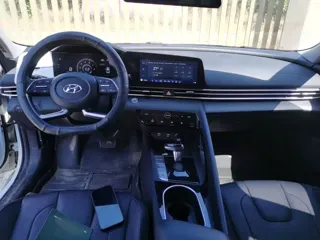 Hyundai Elantra 2022 купить из Китая, цена 1 296 000 ₽ — Suifenhe Auto
