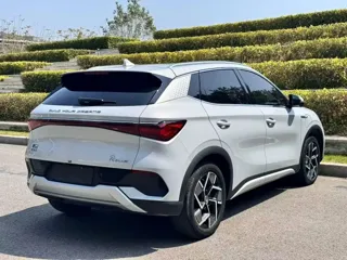 BYD Yuan 2022 купить из Китая, цена 3 374 000 ₽ — Suifenhe Auto