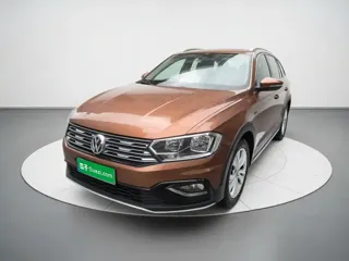 Volkswagen C-TREK 2018 купить из Китая, цена 1 220 000 ₽ — Suifenhe Auto