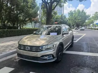 Volkswagen C-TREK 2019 купить из Китая, цена 1 305 000 ₽ — Suifenhe Auto