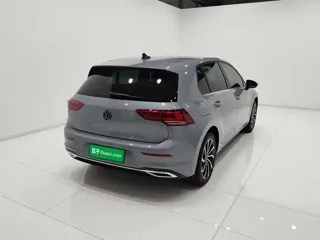 Volkswagen Golf 2023 купить из Китая, цена 1 730 000 ₽ — Suifenhe Auto