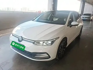 Volkswagen Golf 2023 купить из Китая, цена 1 684 000 ₽ — Suifenhe Auto