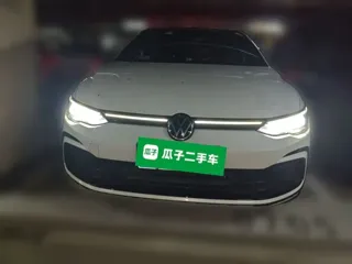 Volkswagen Golf 2022 купить из Китая, цена 1 768 000 ₽ — Suifenhe Auto