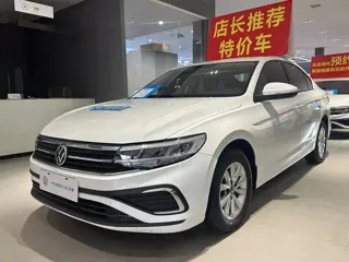 Volkswagen Bora 2024 купить из Китая, цена 1 406 000 ₽ — Suifenhe Auto