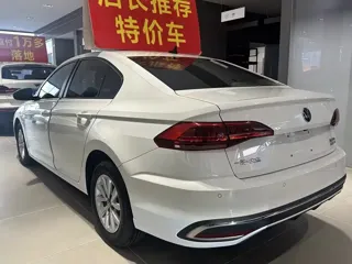 Volkswagen Bora 2024 купить из Китая, цена 1 406 000 ₽ — Suifenhe Auto