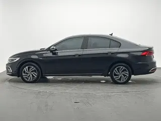 Volkswagen Bora 2024 купить из Китая, цена 1 740 000 ₽ — Suifenhe Auto