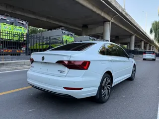 Volkswagen Sagitar 2022 купить из Китая, цена 1 460 000 ₽ — Suifenhe Auto