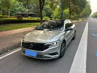 Volkswagen Sagitar 2020 купить из Китая, цена 1 360 000 ₽ — Suifenhe Auto