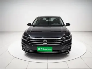 Volkswagen Sagitar 2020 купить из Китая, цена 1 456 000 ₽ — Suifenhe Auto