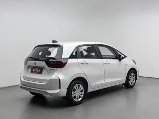 Honda Fit 2023 купить из Китая, цена 1 215 000 ₽ — Suifenhe Auto