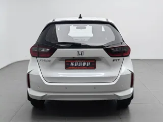 Honda Fit 2023 купить из Китая, цена 1 215 000 ₽ — Suifenhe Auto