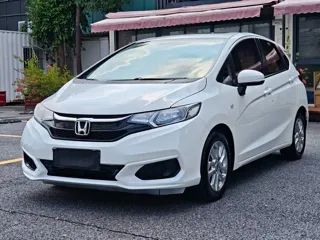 Honda Fit 2019 купить из Китая, цена 1 280 000 ₽ — Suifenhe Auto