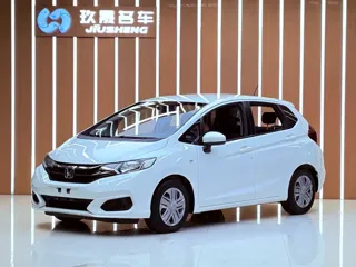 Honda Fit 2018 купить из Китая, цена 1 292 000 ₽ — Suifenhe Auto