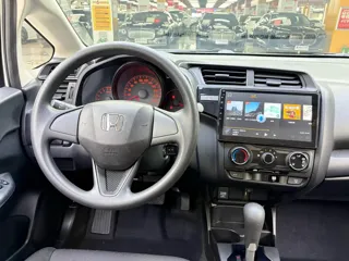 Honda Fit 2018 купить из Китая, цена 1 292 000 ₽ — Suifenhe Auto