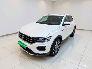 Volkswagen T-ROC 2020 купить из Китая, цена 1 576 000 ₽ — Suifenhe Auto