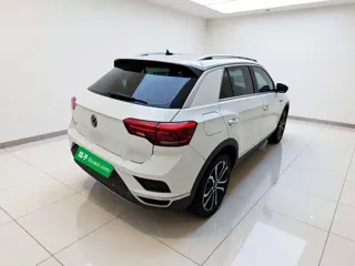 Volkswagen T-ROC 2020 купить из Китая, цена 1 576 000 ₽ — Suifenhe Auto