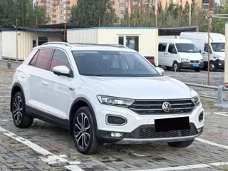 Volkswagen T-ROC 2022 купить из Китая, цена 1 897 000 ₽ — Suifenhe Auto