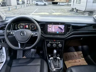 Volkswagen T-ROC 2022 купить из Китая, цена 1 897 000 ₽ — Suifenhe Auto