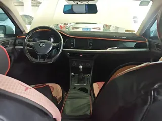 Volkswagen Lavida 2019 купить из Китая, цена 1 379 000 ₽ — Suifenhe Auto