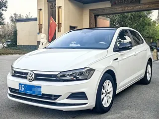 Volkswagen Polo 2019 купить из Китая, цена 1 383 000 ₽ — Suifenhe Auto