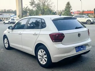 Volkswagen Polo 2019 купить из Китая, цена 1 383 000 ₽ — Suifenhe Auto