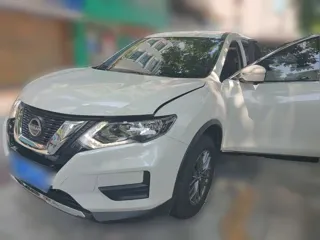Nissan X-Trail 2025 купить из Китая, цена 2 411 000 ₽ — Suifenhe Auto