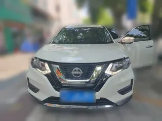 Nissan X-Trail 2025 купить из Китая, цена 2 411 000 ₽ — Suifenhe Auto