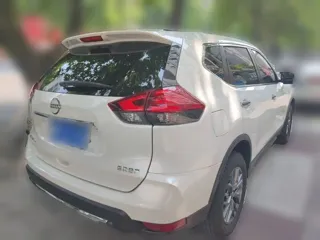 Nissan X-Trail 2025 купить из Китая, цена 2 411 000 ₽ — Suifenhe Auto