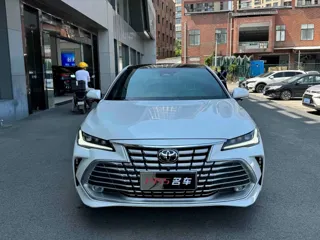 Toyota Avalon 2025 купить из Китая, цена 4 333 000 ₽ — Suifenhe Auto
