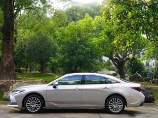 Toyota Avalon 2026 купить из Китая, цена 4 385 000 ₽ — Suifenhe Auto