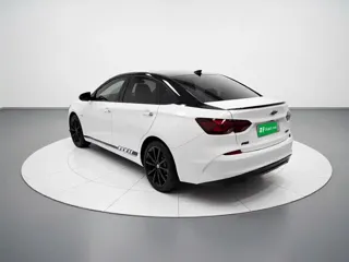 Chevrolet Monza 2021 купить из Китая, цена 954 000 ₽ — Suifenhe Auto