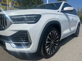 Geely Xingyue 2025 купить из Китая, цена 3 481 000 ₽ — Suifenhe Auto