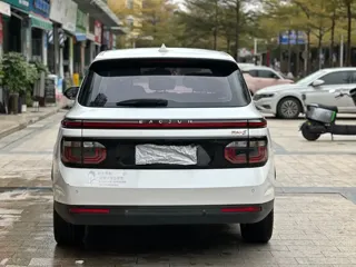 Baojun RM-5 2019 купить из Китая, цена 1 101 000 ₽ — Suifenhe Auto