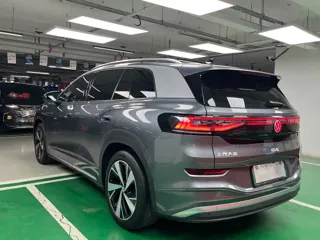 Volkswagen ID.6 X 2023 купить из Китая, цена 4 438 000 ₽ — Suifenhe Auto