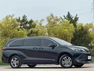 Toyota SIENNA 2025 купить из Китая, цена 7 600 000 ₽ — Suifenhe Auto