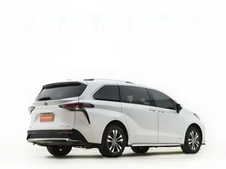 Toyota Granvia 2025 купить из Китая, цена 7 815 000 ₽ — Suifenhe Auto