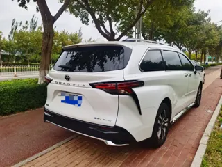 Toyota Granvia 2025 купить из Китая, цена 8 160 000 ₽ — Suifenhe Auto