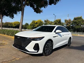 Chery Fengyun A8 2025 купить из Китая, цена 2 693 000 ₽ — Suifenhe Auto